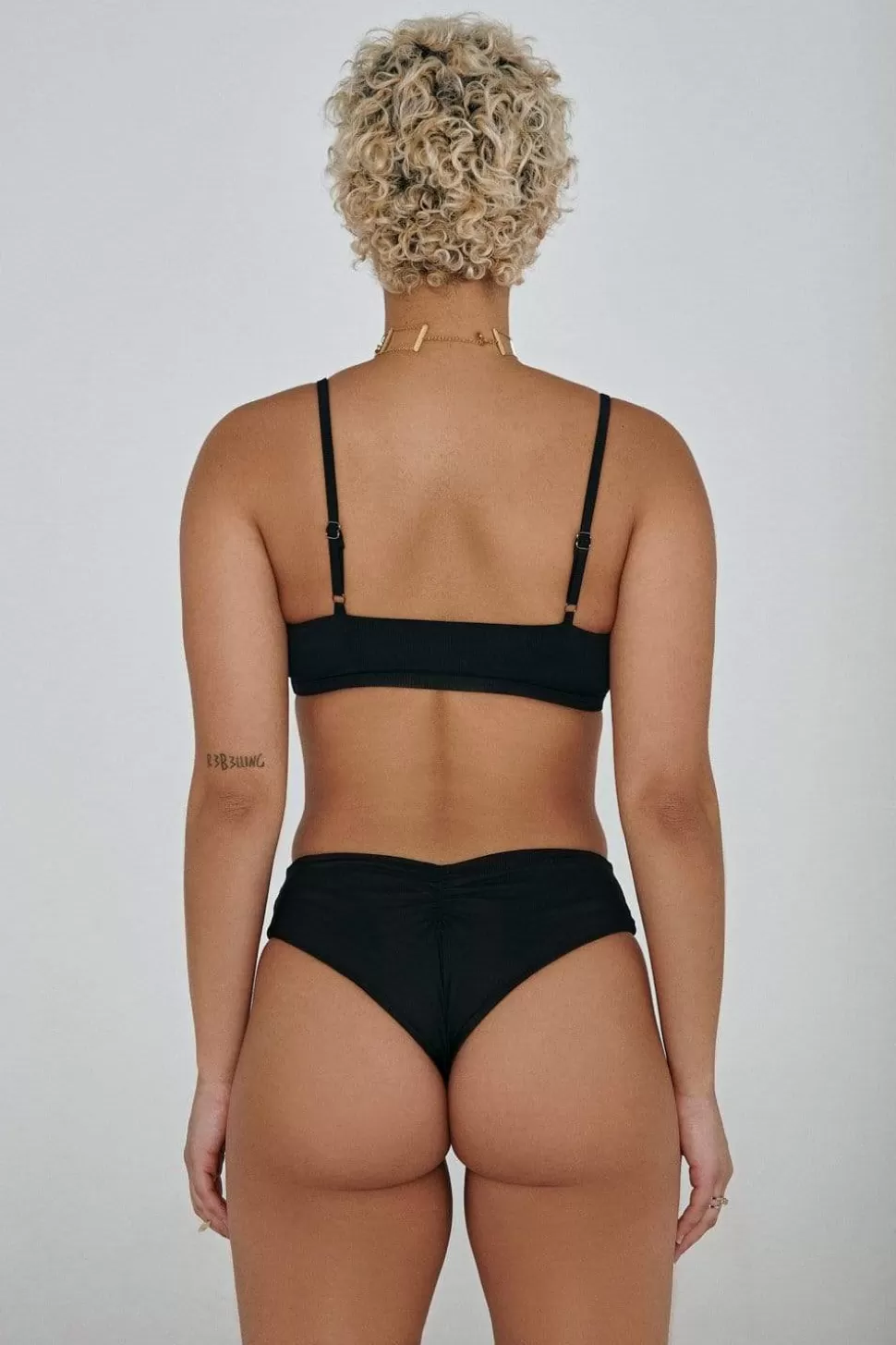 Women CXIX Cheeky Bottoms*The Hills Bottoms - Ribbed Black